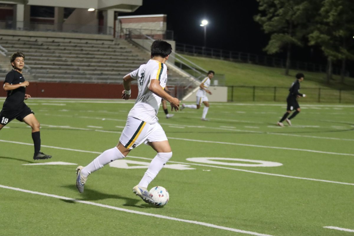 Soccer boys continue in Playoffs